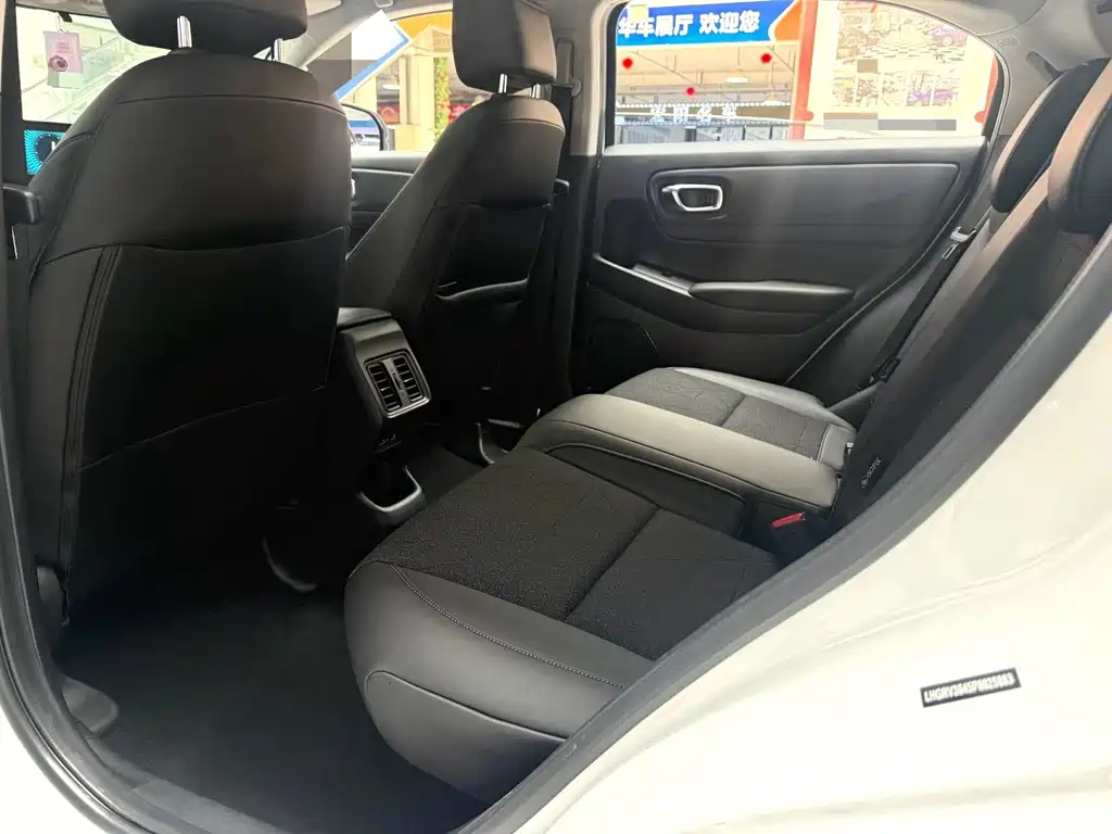 Honda Vezel 2023 — фото 10