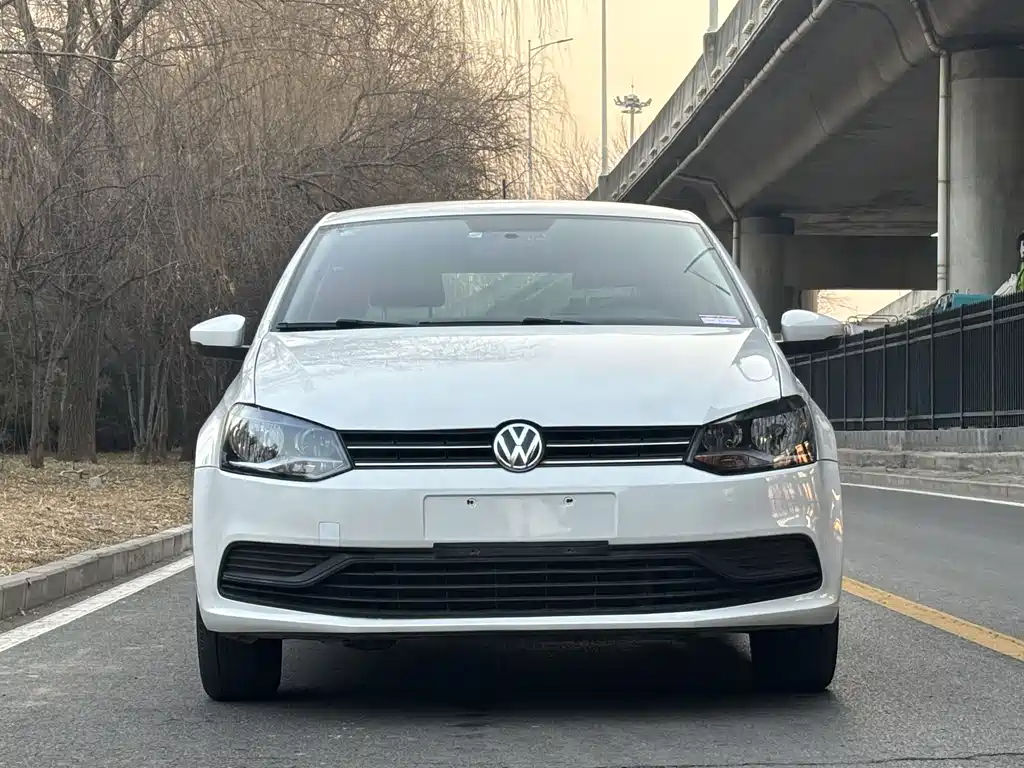 Volkswagen Polo 2017 — фото 2