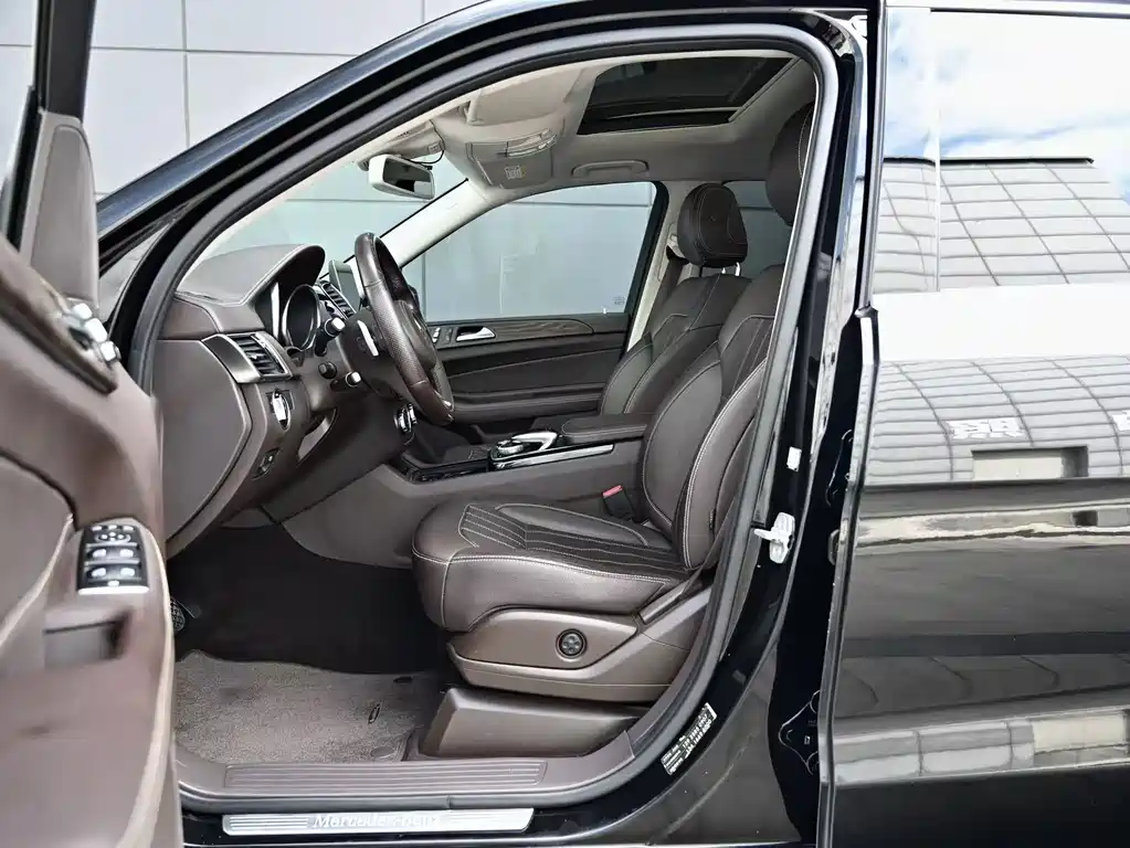 Mercedes-Benz GLS 2016 — фото 20