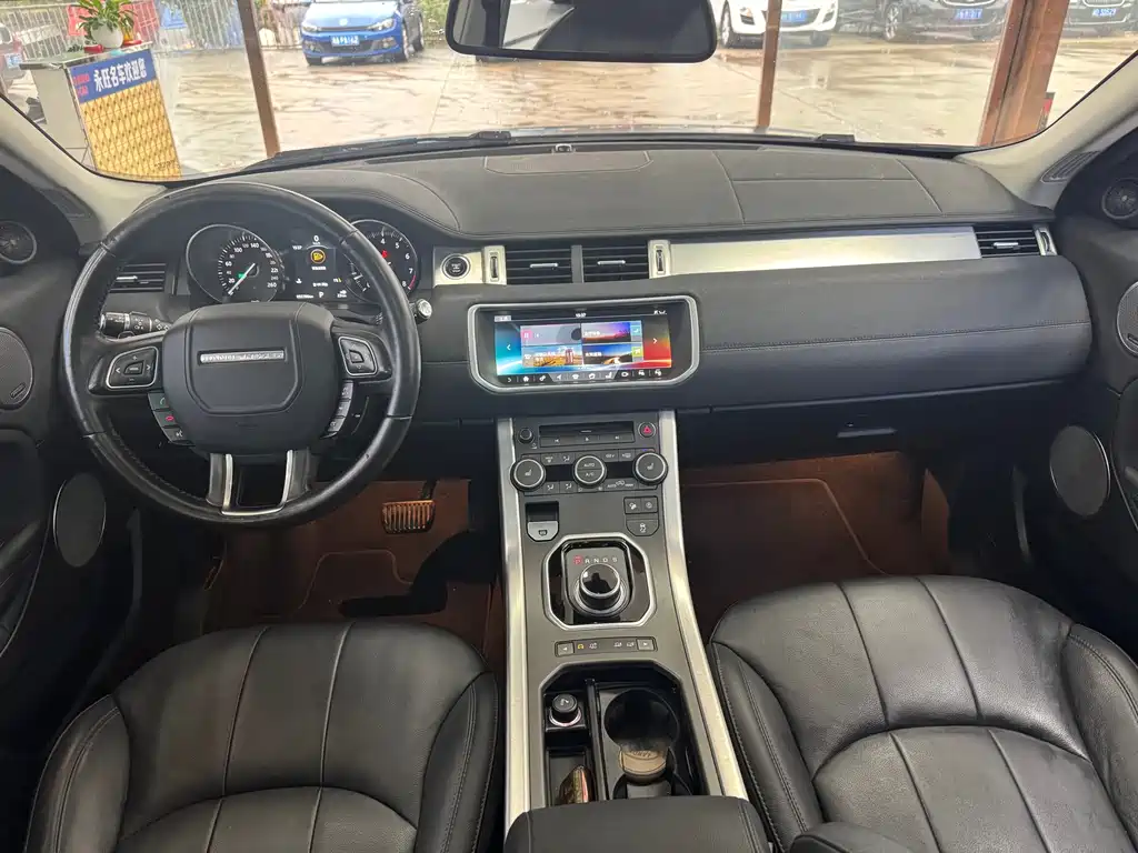 Land Rover Evoque 2018 — фото 7