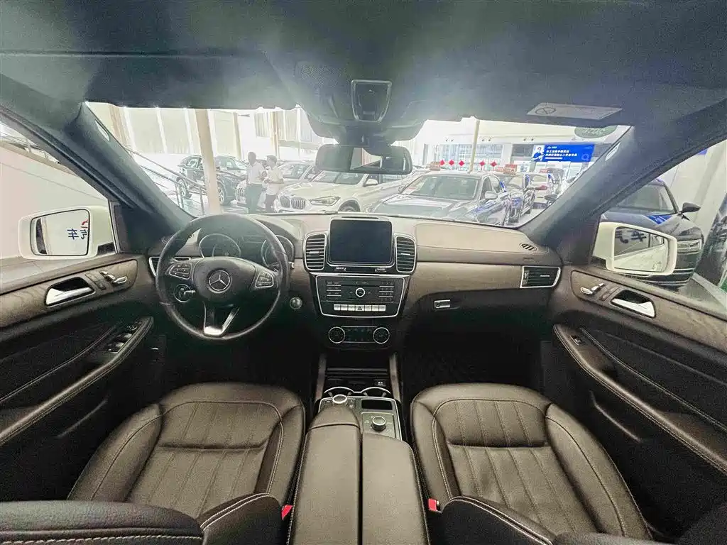 Mercedes-Benz GLE 2018 — фото 14