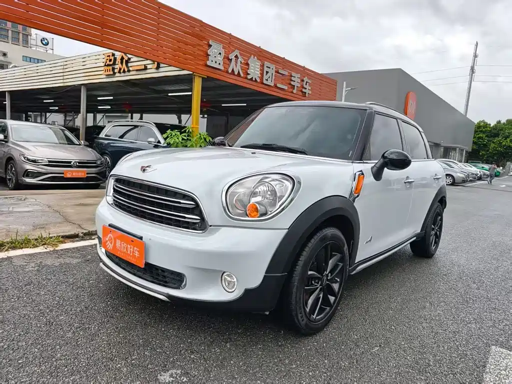 MINI Countryman 2015