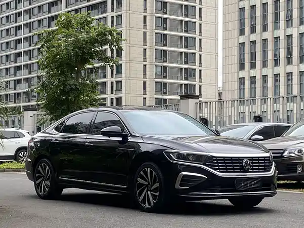 Volkswagen Passat 2024