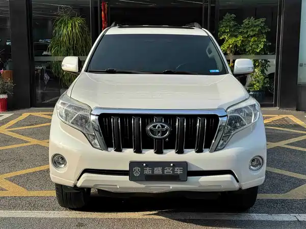 Toyota Prado 2016