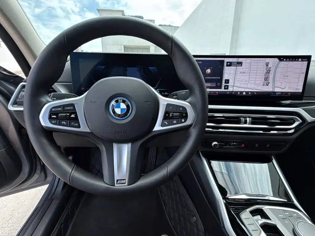 BMW i3 2024 — фото 20