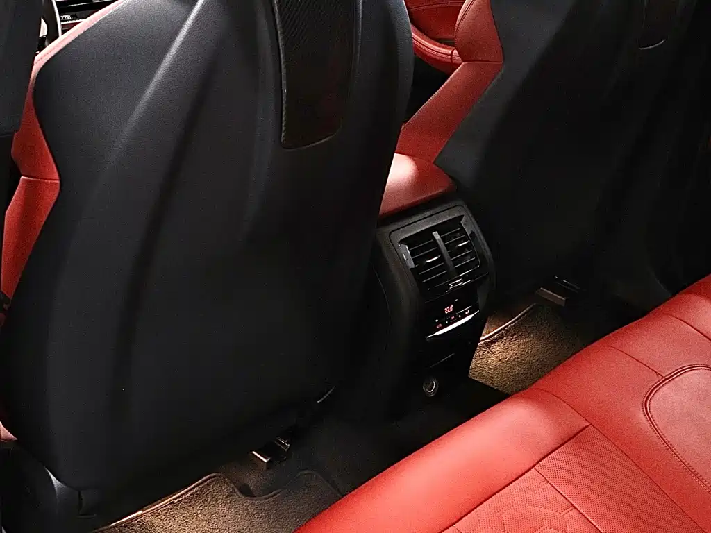 BMW X4 M 2020 — фото 13