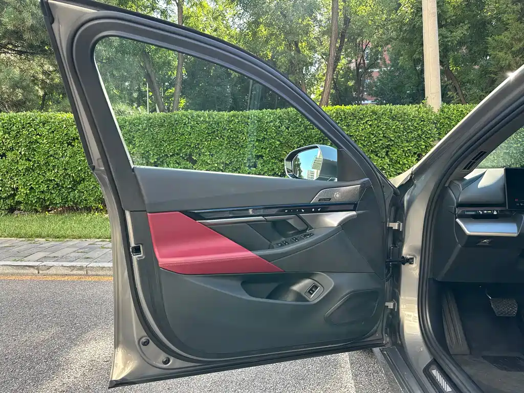 BMW i5 2024 — фото 14