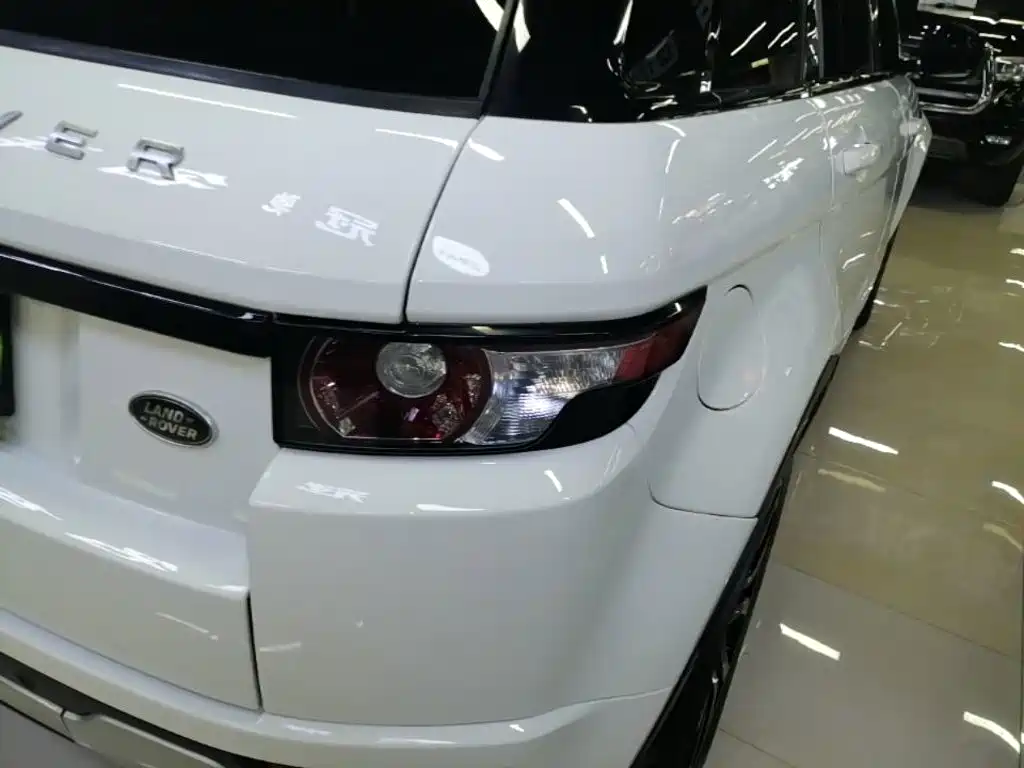 Land Rover Evoque 2016 — фото 8