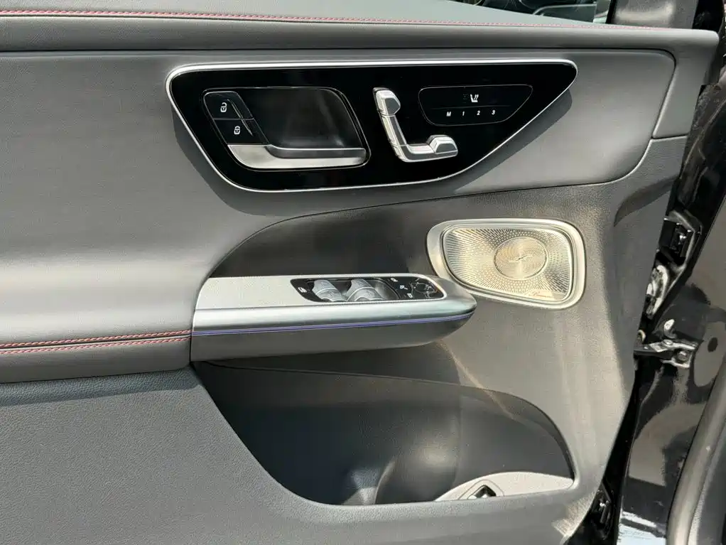 Mercedes-Benz GLC AMG 2025 — фото 5
