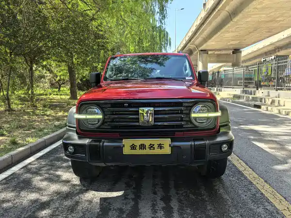 Tank 300 2021