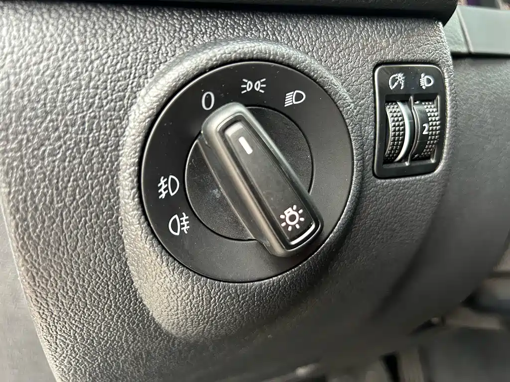 Volkswagen Tiguan 2017 — фото 33