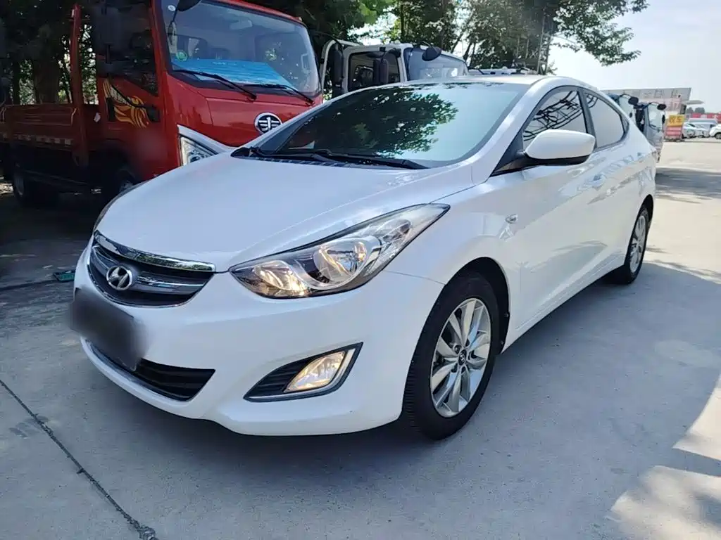 Hyundai Elantra 2016