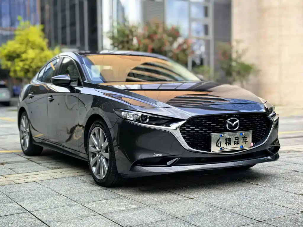 Mazda 3 Axela 2020 — фото 3