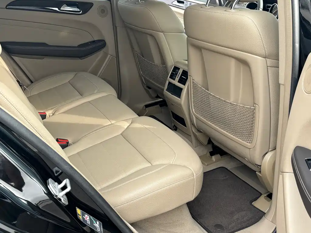 Mercedes-Benz M-Class 2015 — фото 17