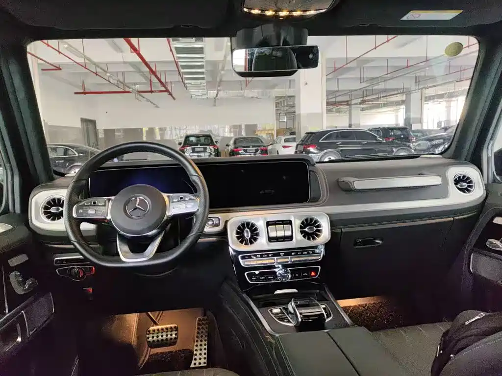 Mercedes-Benz G-Class 2023 — фото 3