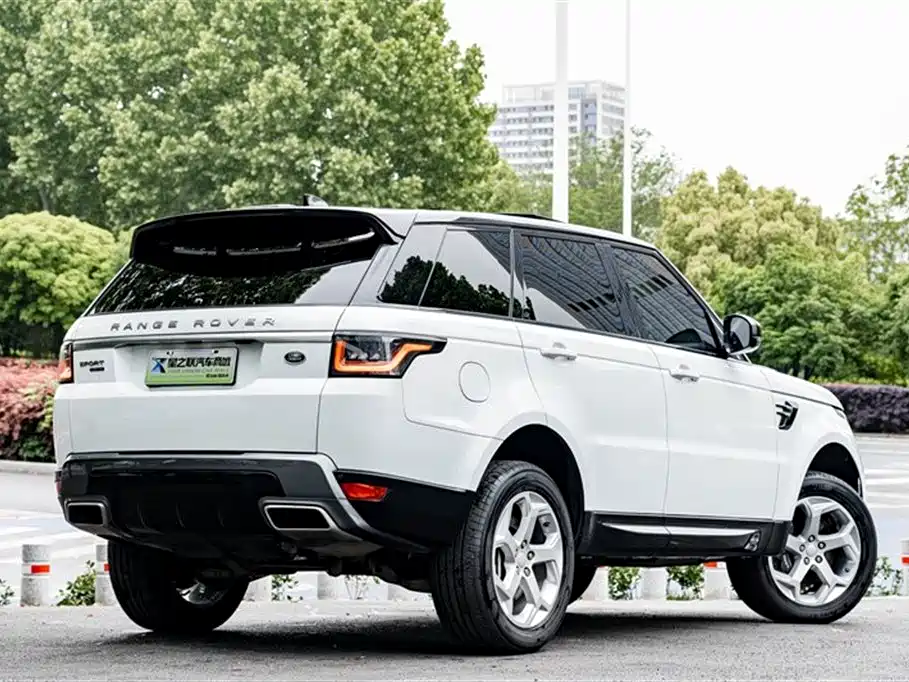 Land Rover Sport PHEV 2019 — фото 6