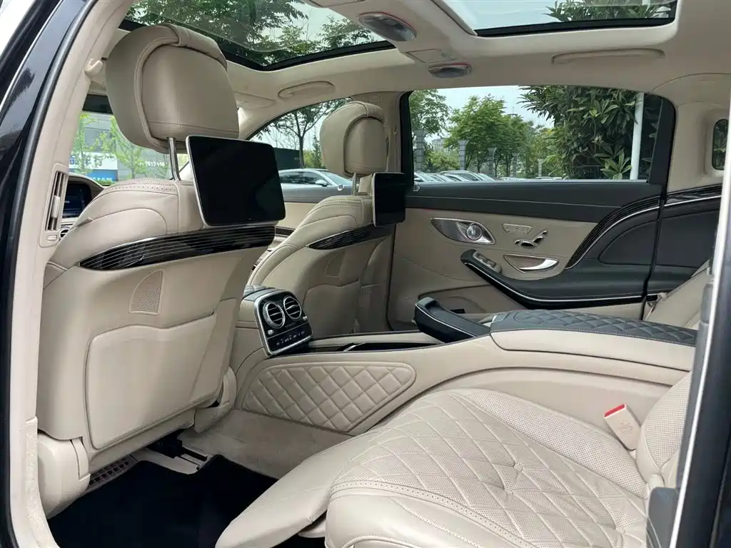 Mercedes-Benz Maybach S-Class 2018 — фото 13