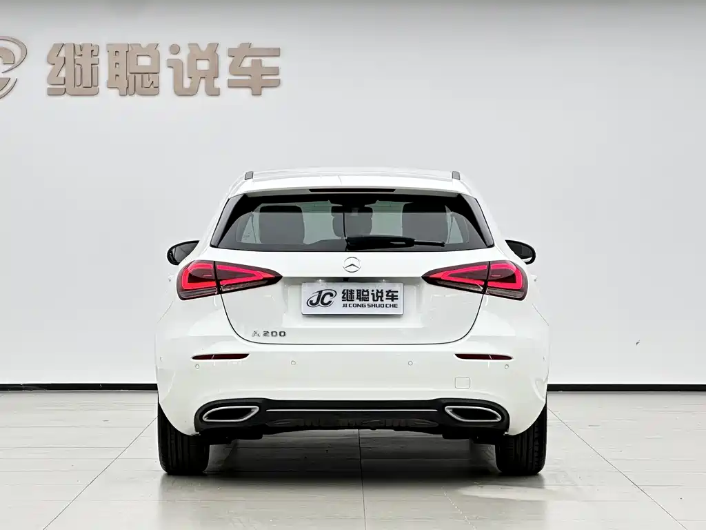 Mercedes-Benz A-Class 2020 — фото 4