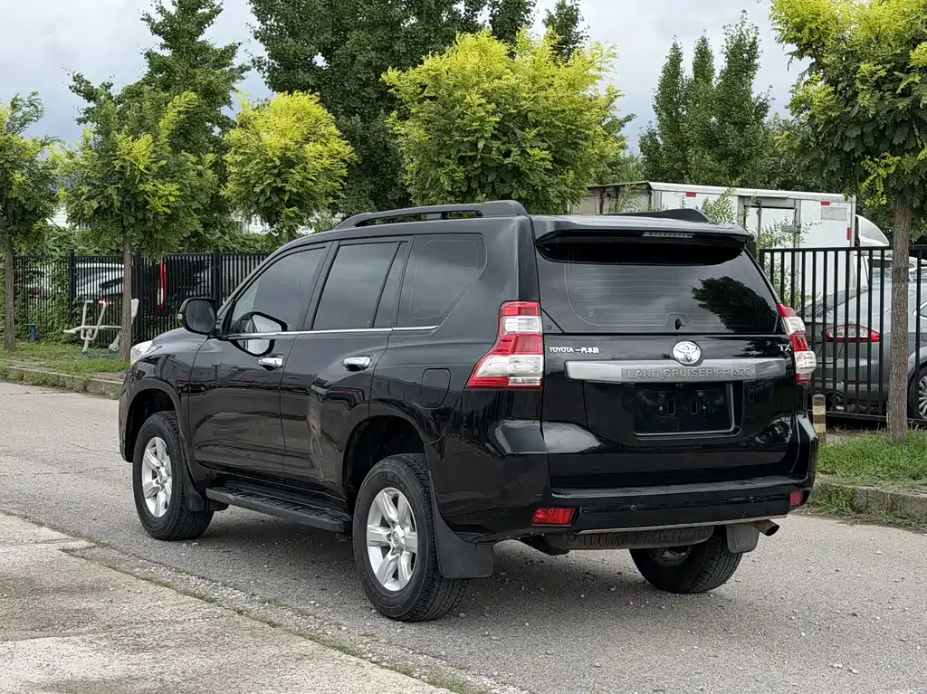 Toyota Prado 2015