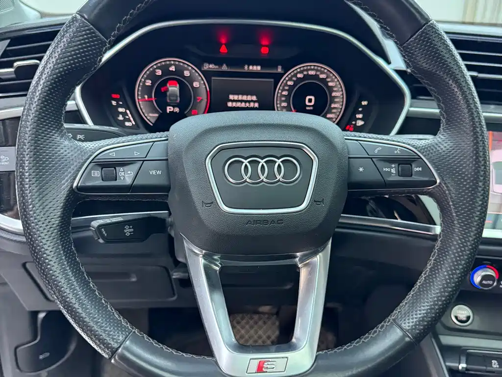 Audi Q3 Sportback 2022 — фото 9