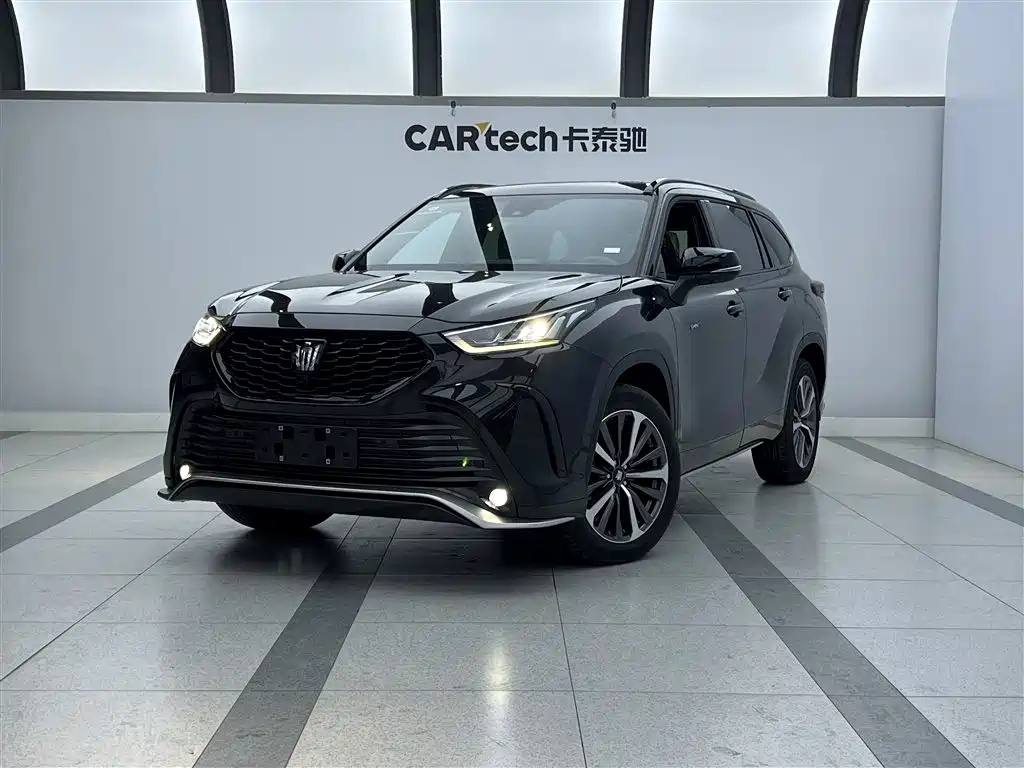 Toyota Crown Kluger