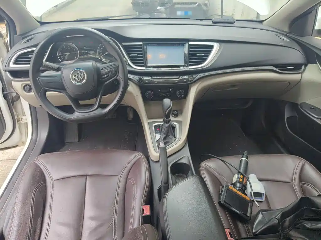 Buick Excelle 2016 — фото 13