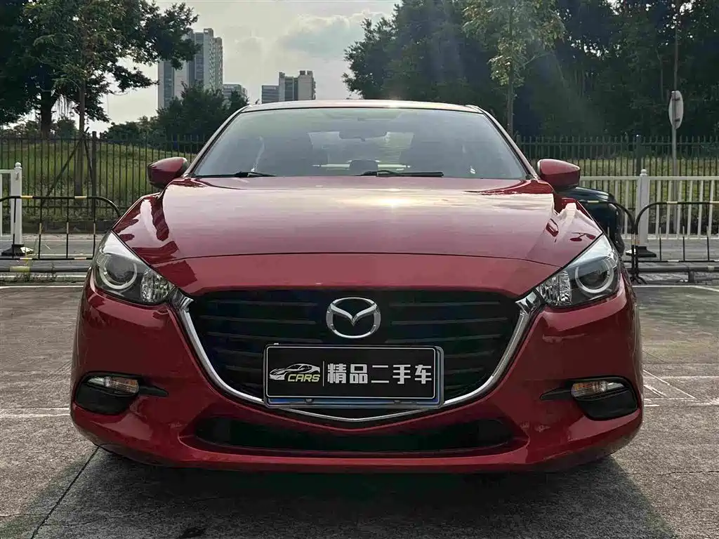 Mazda 3 Axela 2019 — фото 2