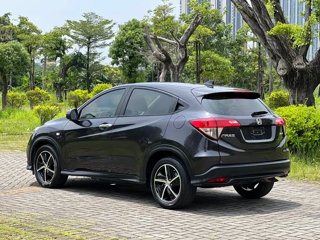 Honda Vezel 2021 — фото 7