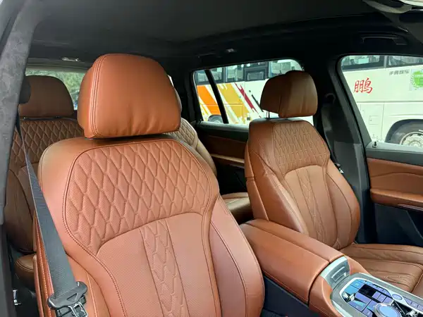 BMW X7 2024