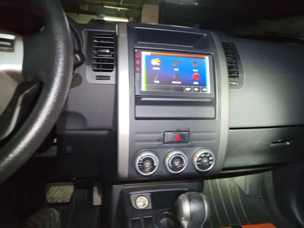Dongfeng Fengdu MX6 2015 — фото 10