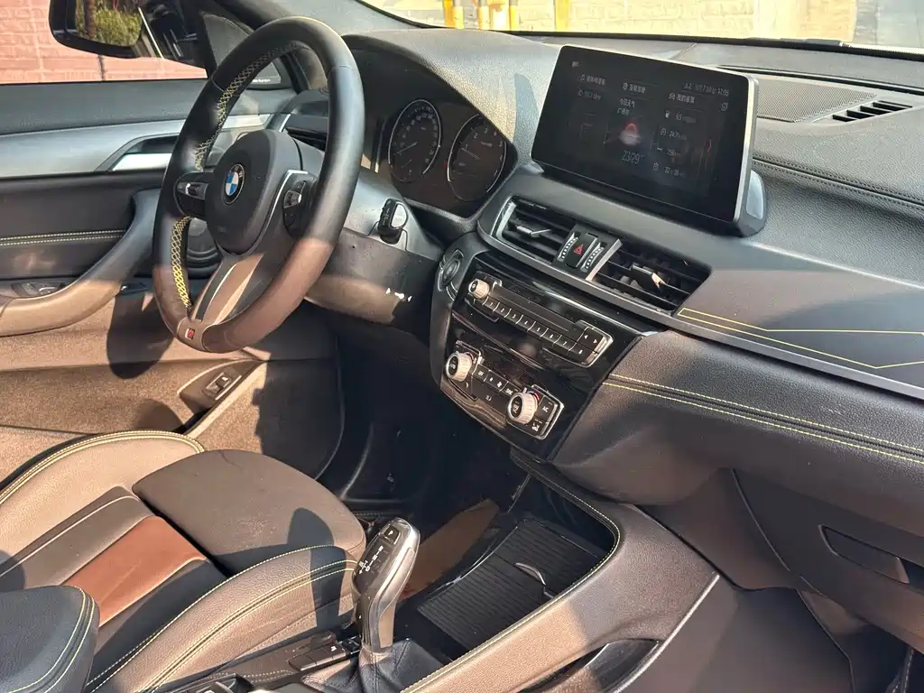 BMW X2 2023 — фото 23