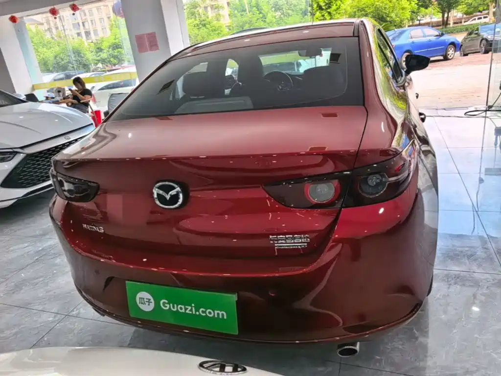 Mazda 3 Angkesela 2025