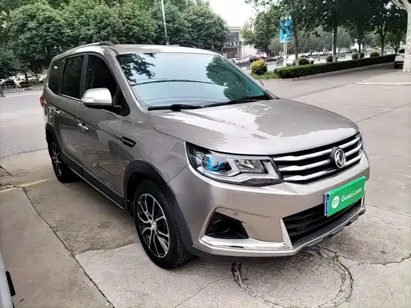 Dongfeng Fengxing SX6 2020