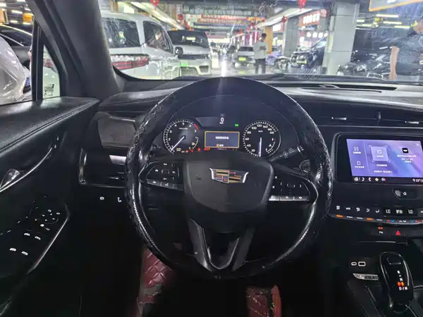 Cadillac XT4 2021