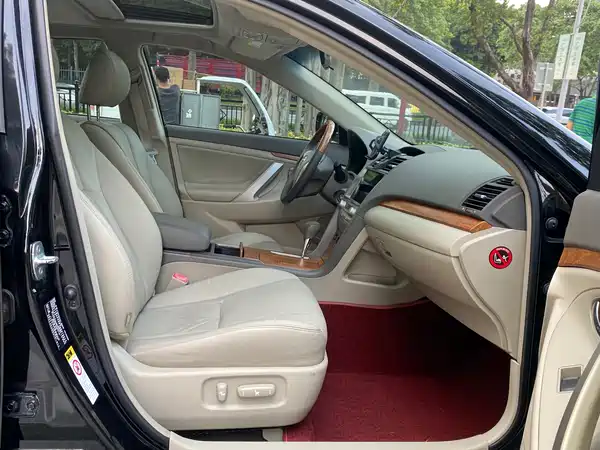 Toyota Camry 2011