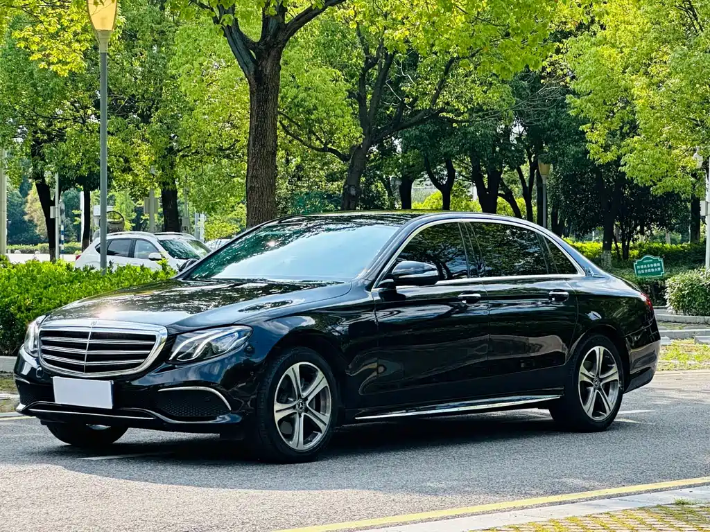 Mercedes-Benz E-Class 2020