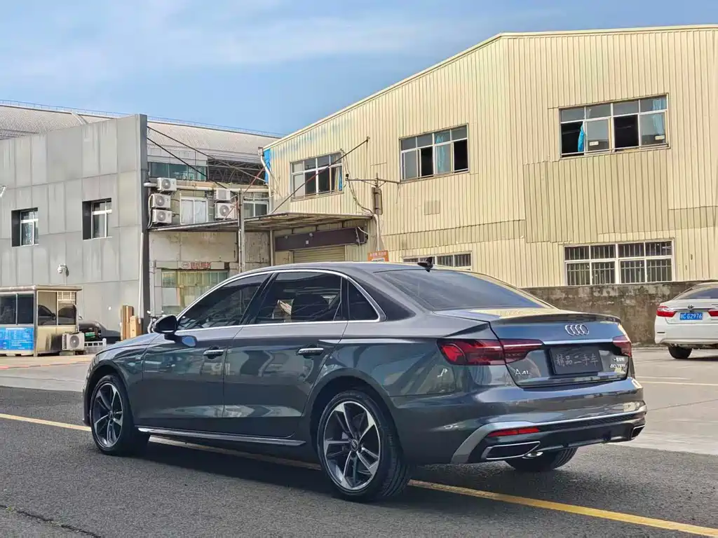 Audi A4L 2024