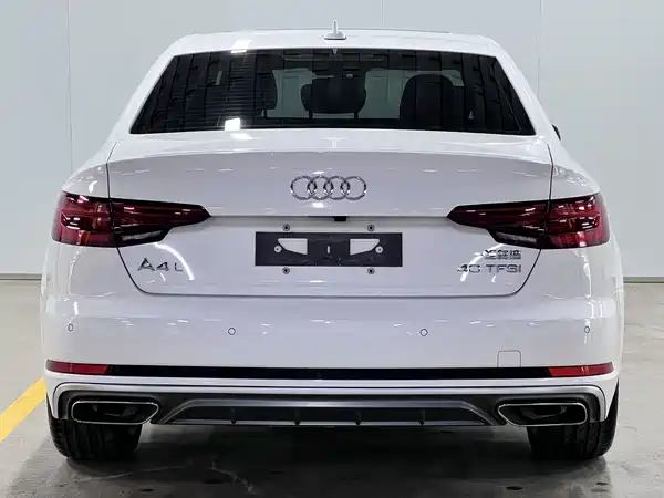 Audi A4L 2019