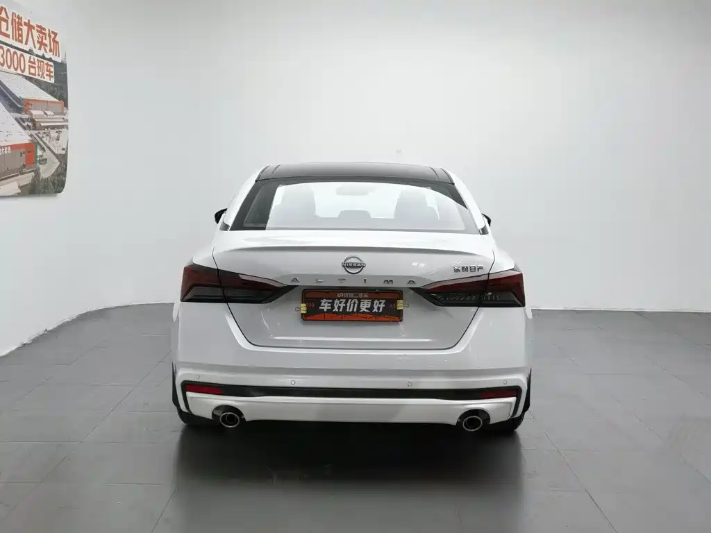 Nissan Teana 2024