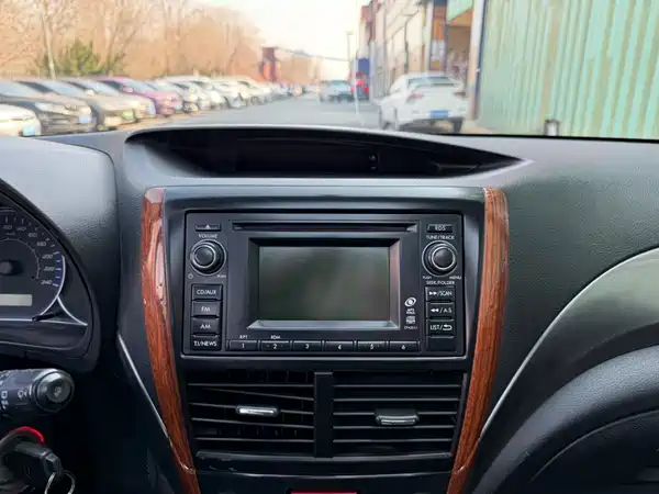 Subaru Forester 2011