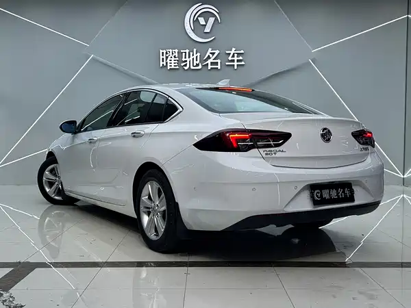 Buick Regal 2018
