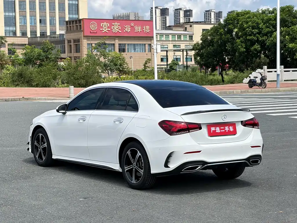 Mercedes-Benz A-Class 2023 — фото 9