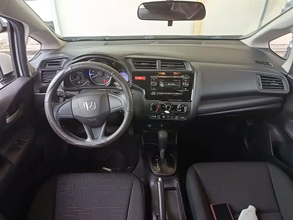 Honda Fit 2016 — фото 13