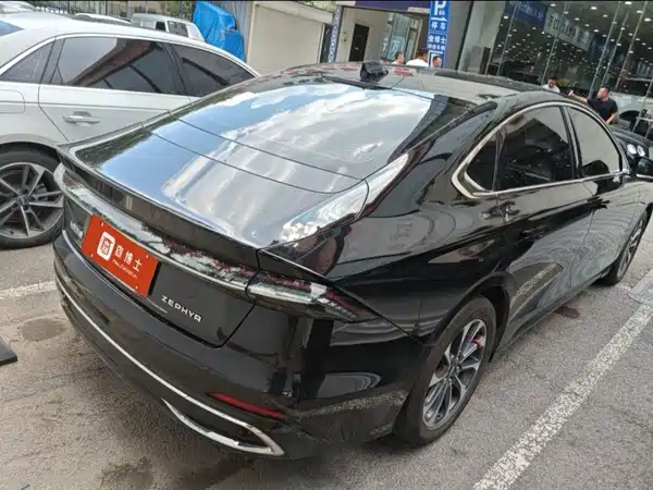 Lincoln Z 2025