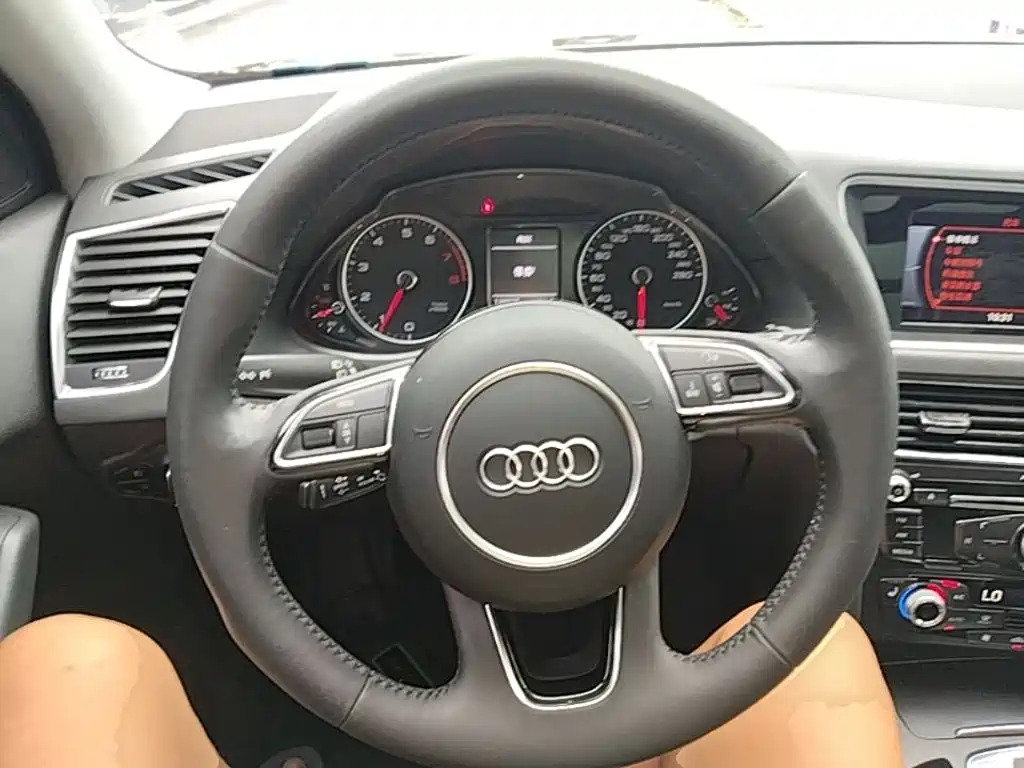 Audi Q5 2016 — фото 11