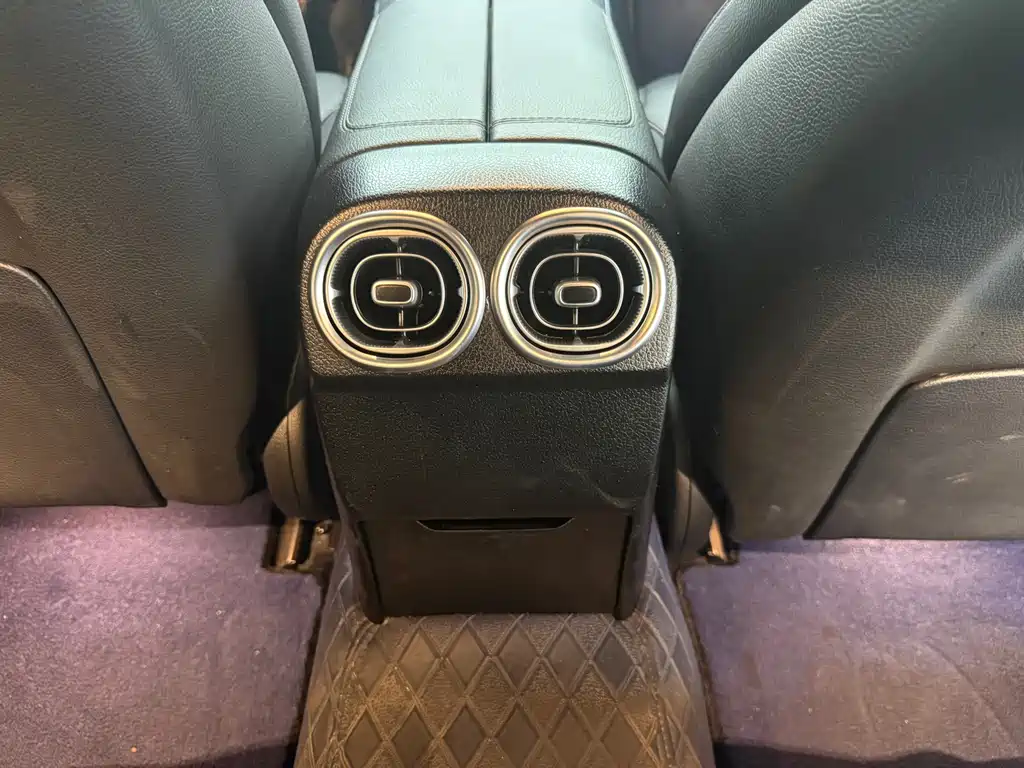 Mercedes-Benz C-Class 2022 — фото 14