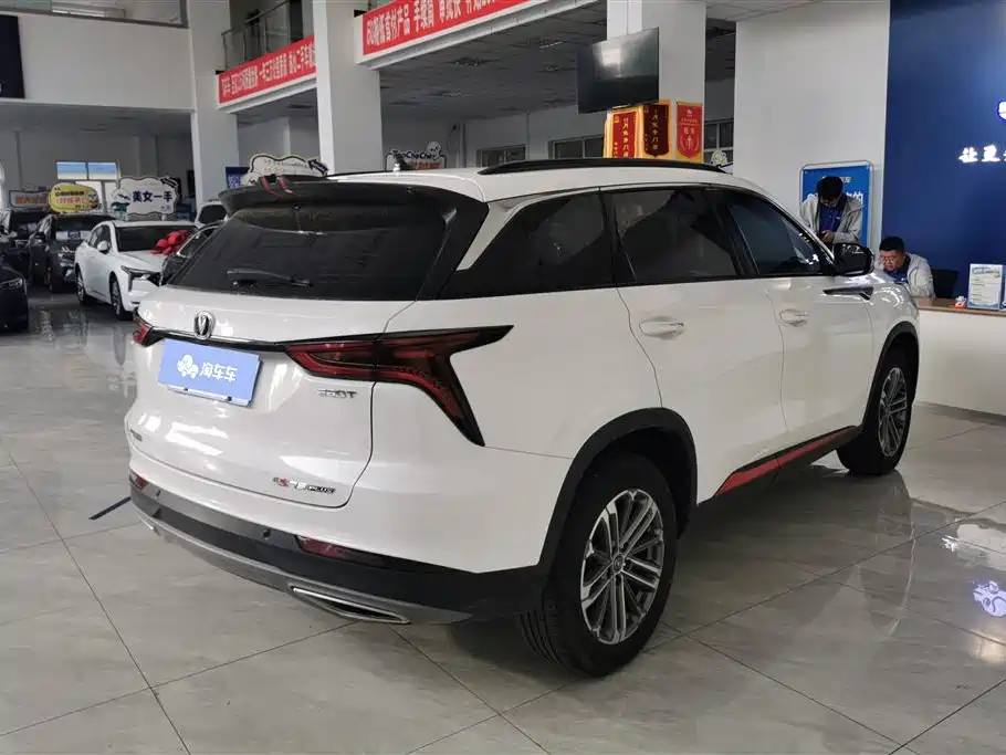 Changan CS75 PLUS 2022 — фото 3