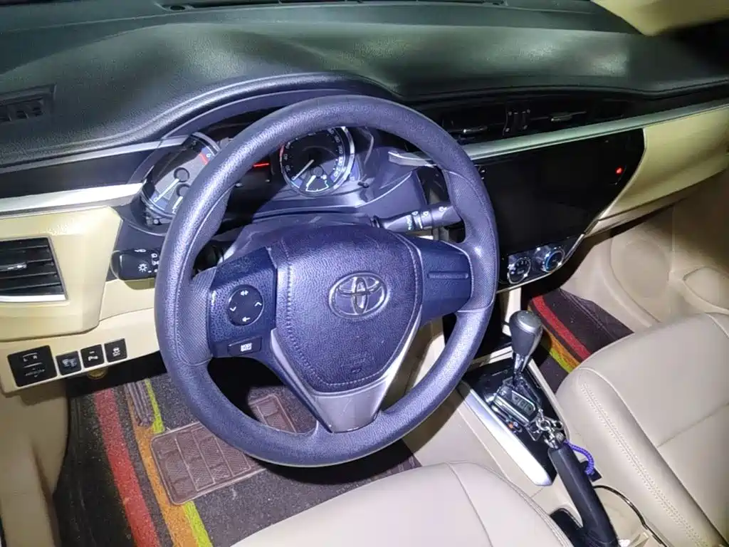 Toyota Corolla 2016 — фото 11