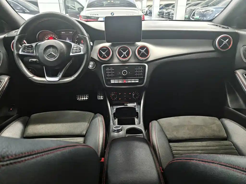 Mercedes-Benz CLA 2018 — фото 7