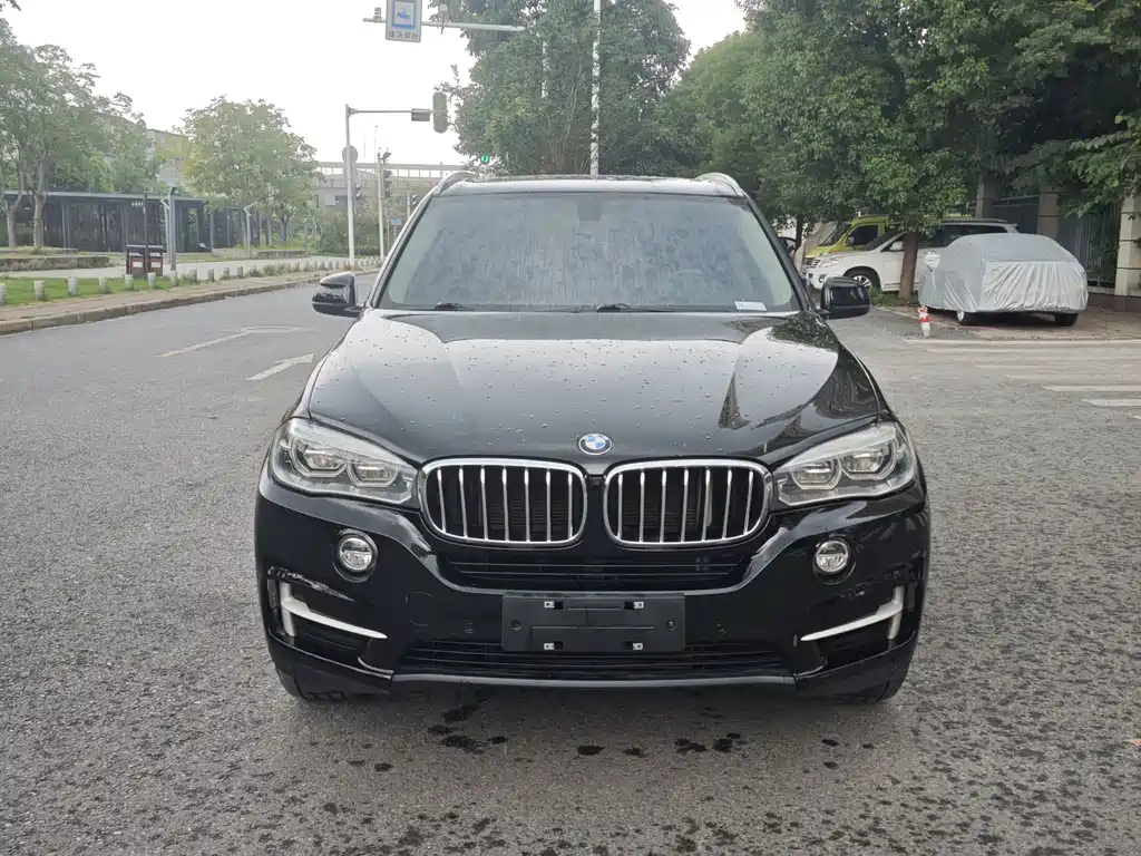 BMW X5 2018 — фото 2